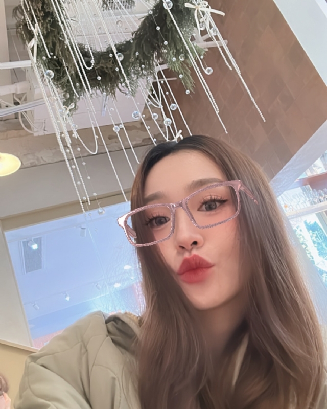 Claire的第二张照片--黄冈相亲服务中心