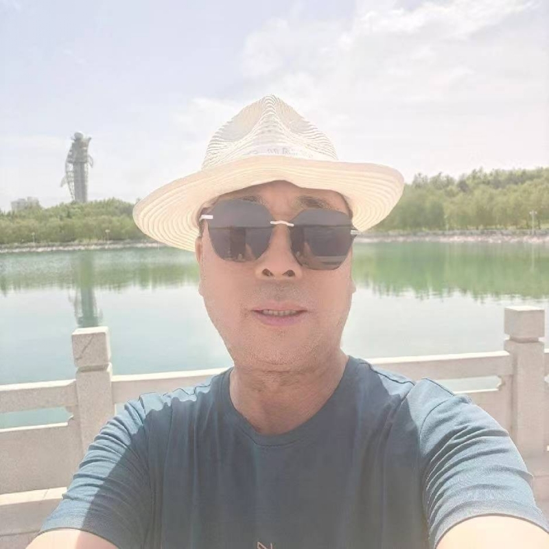 有钱人的第二张照片--黄冈相亲服务中心