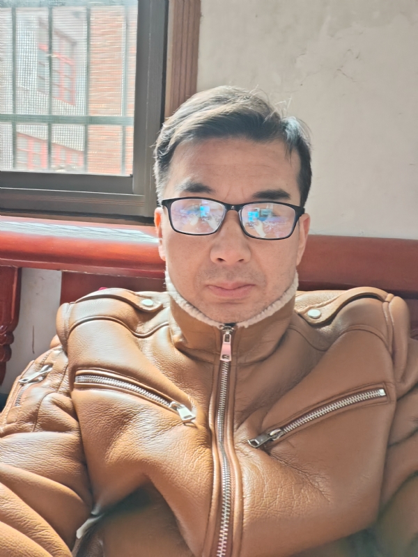 弹簧的第一张照片--黄冈相亲服务中心