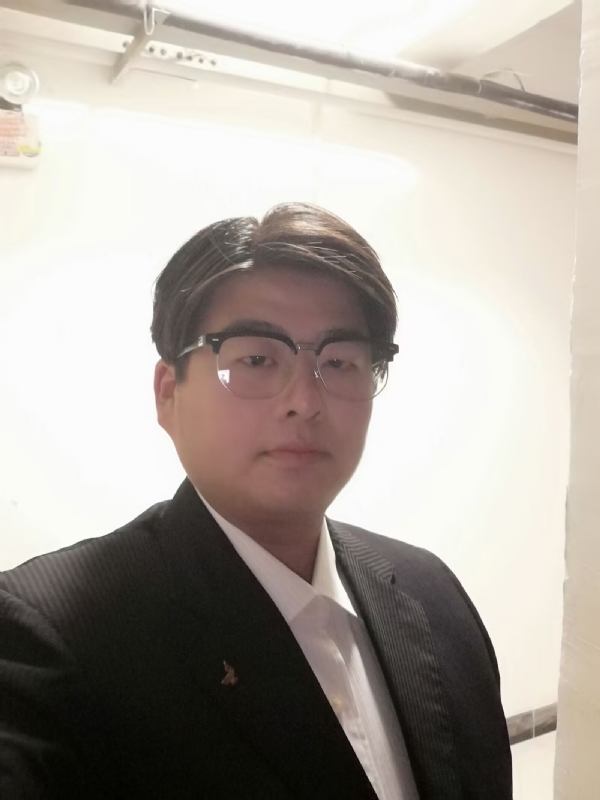 孤独一人的第一张照片--黄冈相亲服务中心