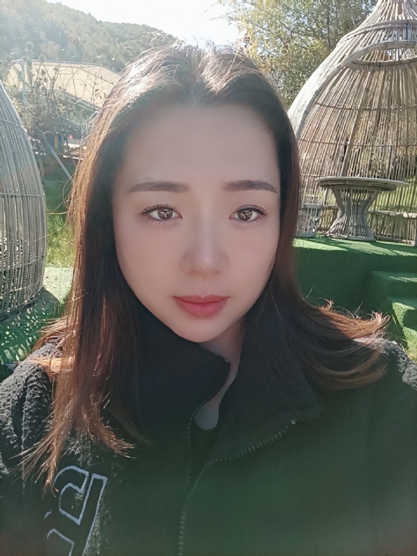 阿燕的第一张照片--黄冈相亲服务中心