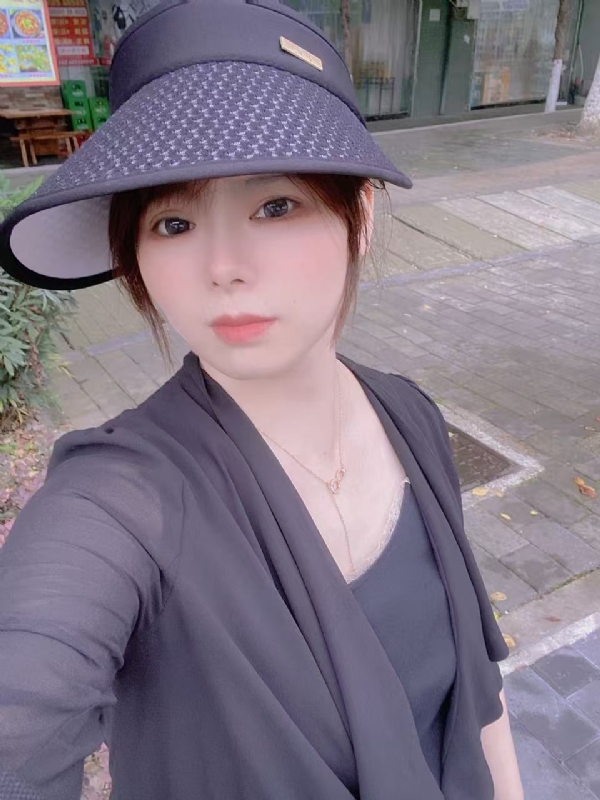 敏宝的第三张照片--黄冈相亲服务中心