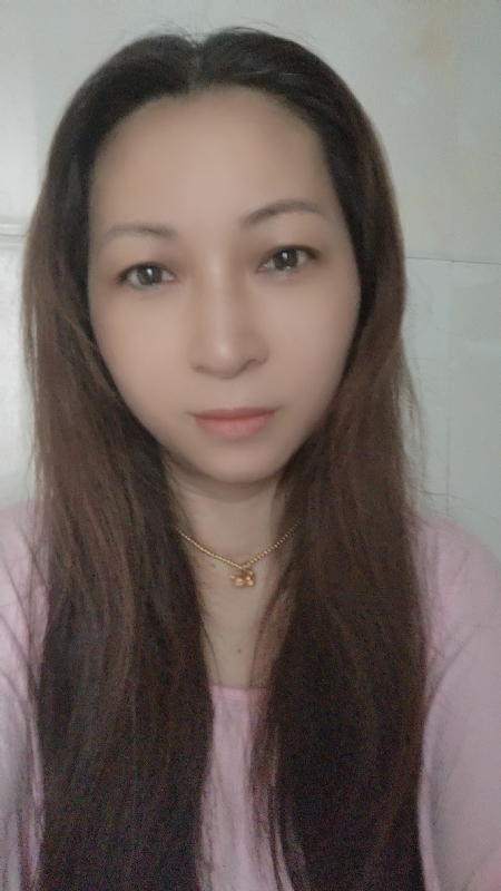 依依的第一张照片--黄冈相亲服务中心