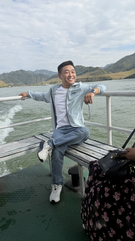 烟花易笑的第一张照片--黄冈相亲服务中心