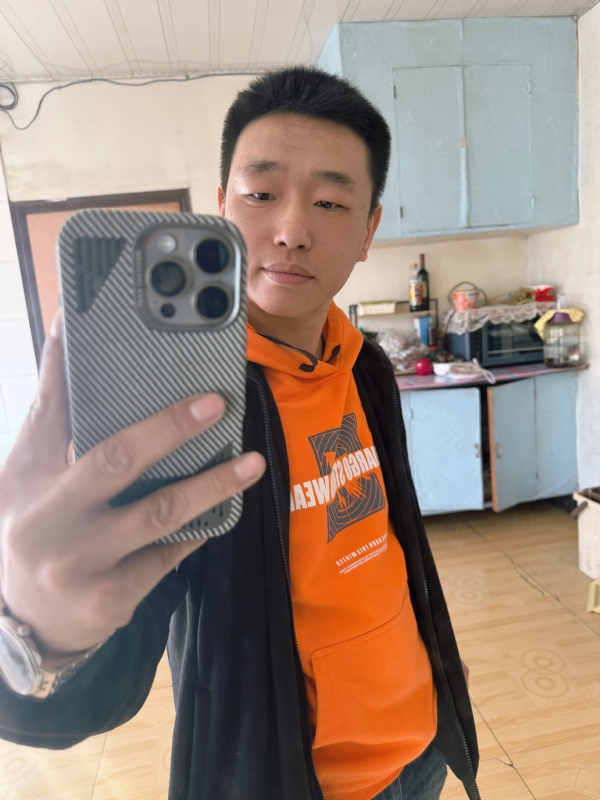 烟花易笑的第五张照片--黄冈相亲服务中心