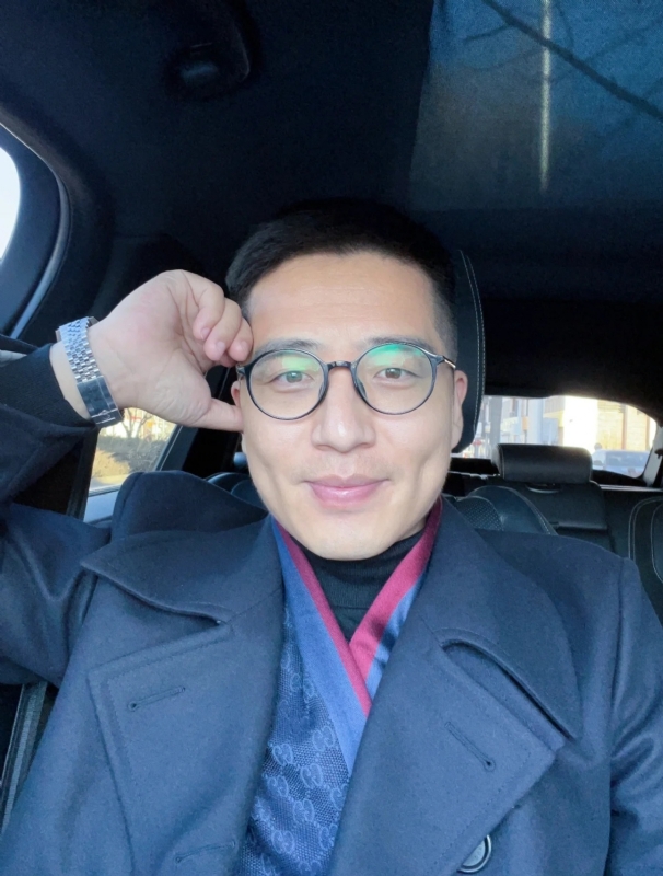 只为与你相遇的第二张照片--黄冈相亲服务中心