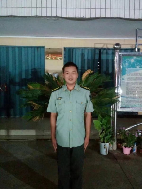 程程的第一张照片--黄冈相亲服务中心