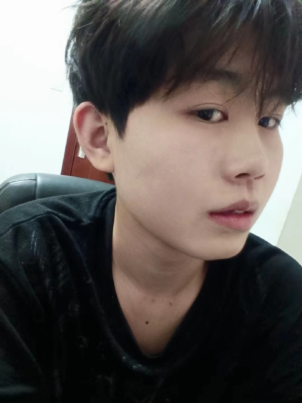 小鱼的第一张照片--黄冈相亲服务中心