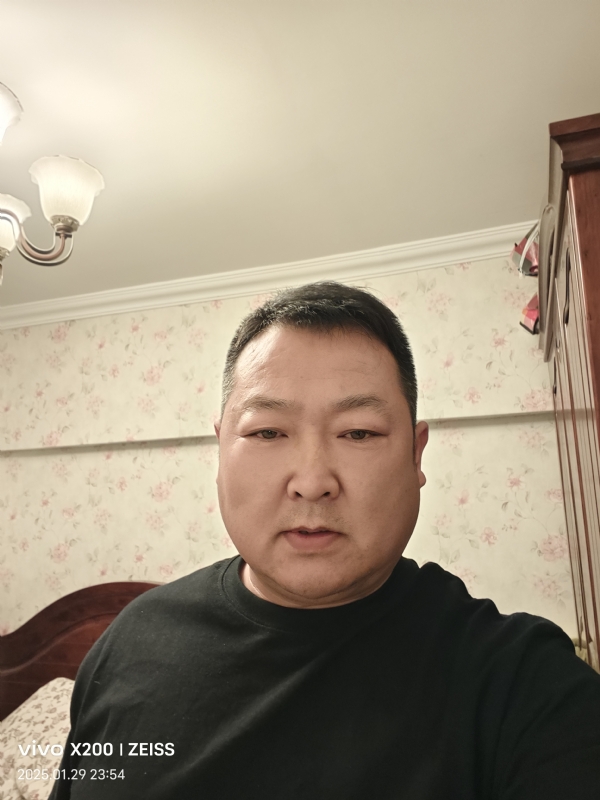 峰哥的第一张照片--黄冈相亲服务中心