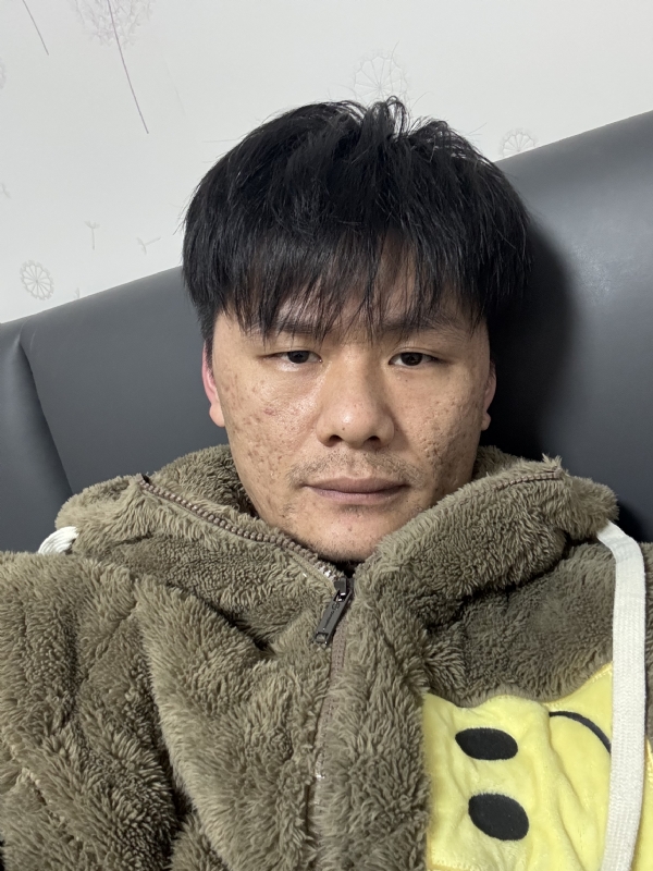 赵淼的第一张照片--黄冈相亲服务中心