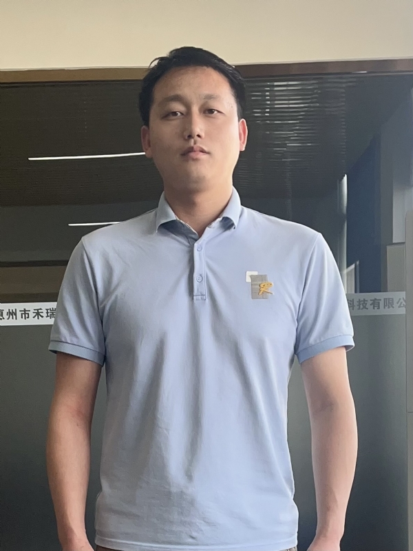 鹊桥的第一张照片--黄冈相亲服务中心