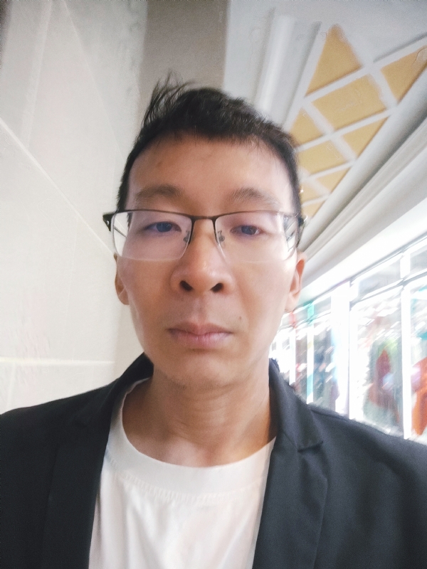 欣欣向荣的第一张照片--黄冈相亲服务中心