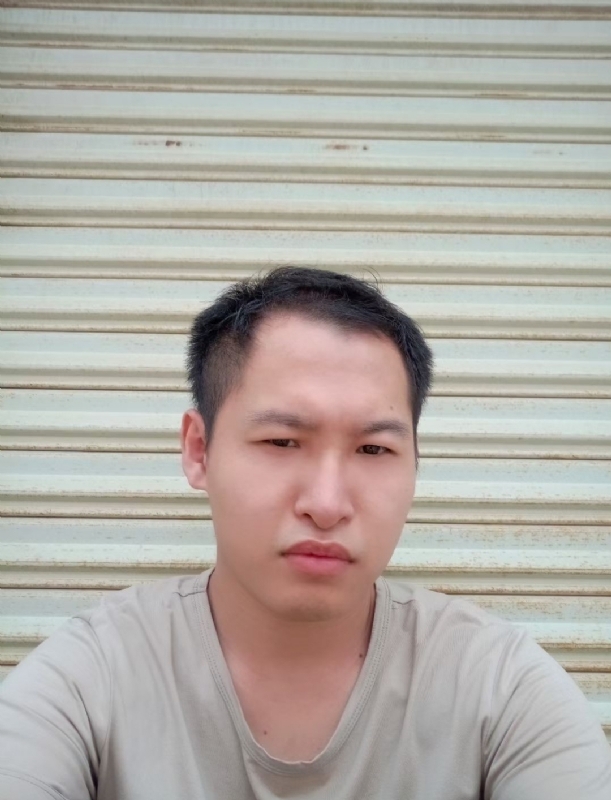 小立的第二张照片--黄冈相亲服务中心