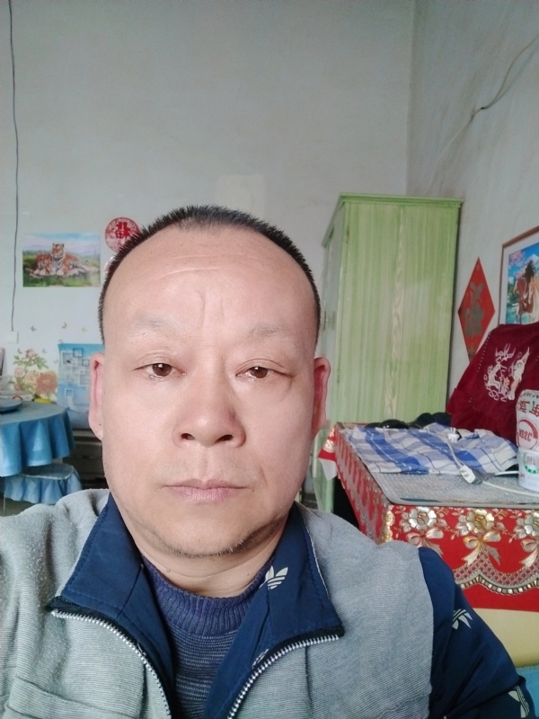 天长地久的第一张照片--黄冈相亲服务中心