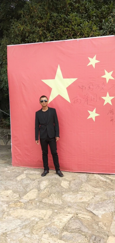 奔腾的小乌鸦的第一张照片--黄冈相亲服务中心