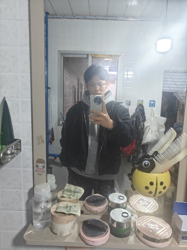 阿兴的第一张照片--黄冈相亲服务中心