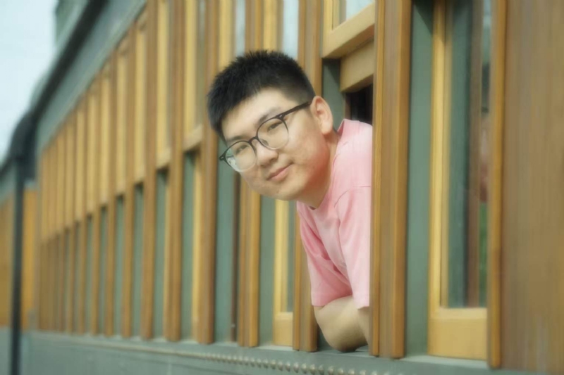 锦瑟无端五十弦的第一张照片--黄冈相亲服务中心