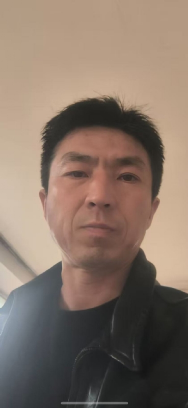 英峰的第二张照片--黄冈相亲服务中心